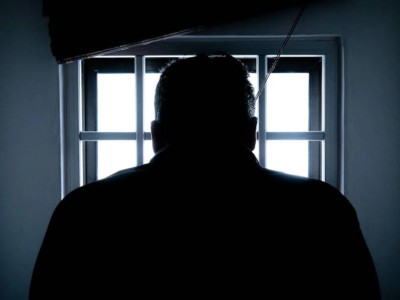 
                    5 тысяч тенге «на чай» пытался дать сотруднику СИЗО общественный защитник в Астане
                