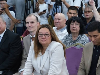 
                    В Алматы идут публичные слушания по строительству АЭС
                