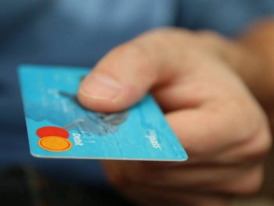 
                     Банковскую карту украла у клиента работница кафе в Караганде
                