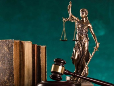 
                    Экс-министра МВД Тургумбаева осудили на пять лет условно
                