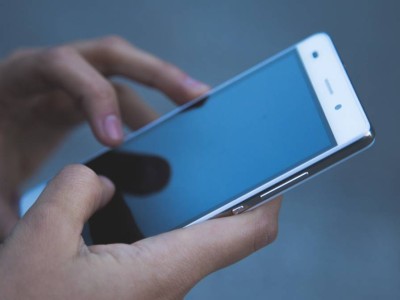 
                    Молодой человек украл мобильный телефон после знакомства с девушкой в Астане 
                