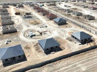 
                    Олжас Бектенов проверил восстановление жилья в городе Кульсары 
                