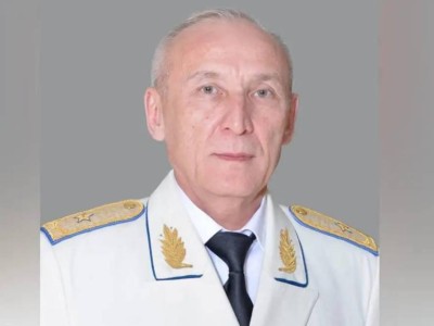 
                    Президент отправил в отставку Марата Колкобаева 
                