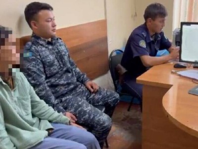 
                    Серийную мошенницу задержали в Туркестанской области
                