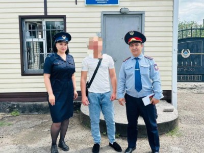 
                    Россиянина выдворили из Казахстана после освобождения из карагандинской колонии
                