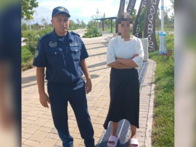 
                    Мама не купила телефон: сбежавшую из дома девочку вернули полицейские Туркестана
                