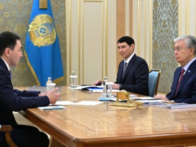 
                     Токаев поручил качественно проработать социально-экономические реформы 
                