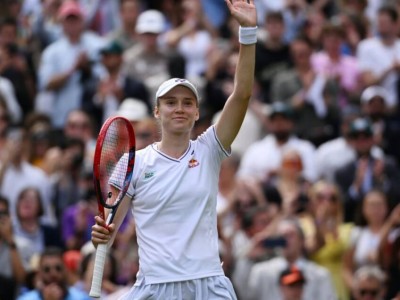 
                    Елена Рыбакина поднялась на второе место в «чемпионской гонке WTA»
                