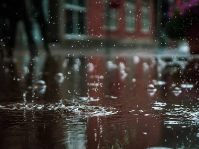 
                    О причинах отключения насосов ТЦ "Есентай" и ликвидации подтоплений рассказали в акимате Алматы
                
