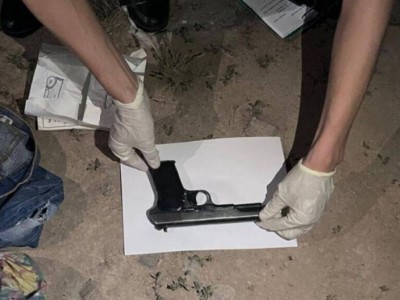 
                    Более 160 патронов и ружье изъяли полицейские у жителя Туркестанской области
                