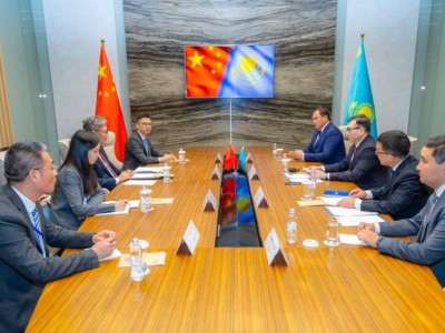 
                    Вопросы торговли, экспорта и электронной коммерции рассмотрели Казахстан и Китай 
                