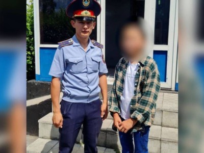 
                    12-летнюю девочку нашли на трассе в Акмолинской области
                