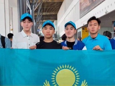 
                    Казахстанские школьники защищают честь страны на Европейской олимпиаде EGeO
                