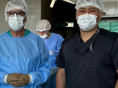 
                    Совместная операция зарубежных и алматинских врачей спасла казахстанку от инвалидности
                