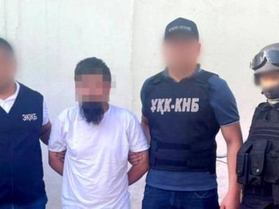 
                    Четырех человек задержал КНБ в Туркестанской области 
                