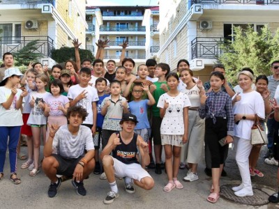 
                    В Алматы дан старт летнему отдыху детей в загородных лагерях
                