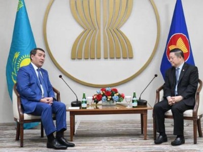 
                    Посол Казахстана в Индонезии аккредитован при АСЕАН
                