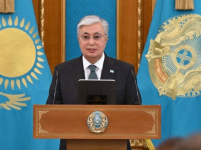 
                    Токаев наградил казахстанцев, активно участвовавших в противопаводковых мероприятиях
                