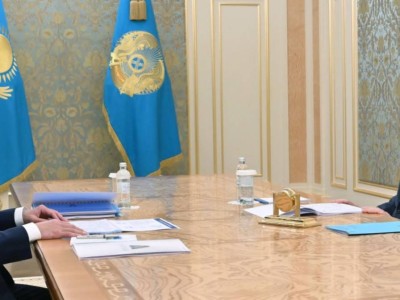 
                    Глава Антикора отчитался перед Токаевым  
                