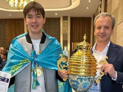 
                    Шахматист из Астаны стал чемпионом мира в Индии
                