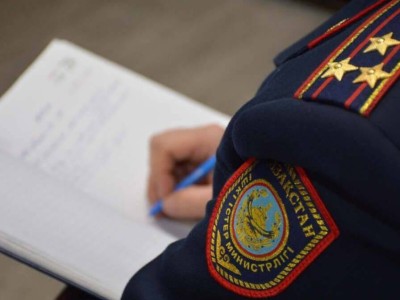 
                    В Караганде застрелился экс-полицейский, воспитывавший в одиночку пятерых детей 
                