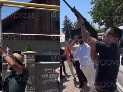 
                    В Сети появилось видео со стрельбой на тое
                