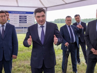 
                    Вопросы посевной кампании обсудил с аграриями СКО Премьер-министр Бектенов
                