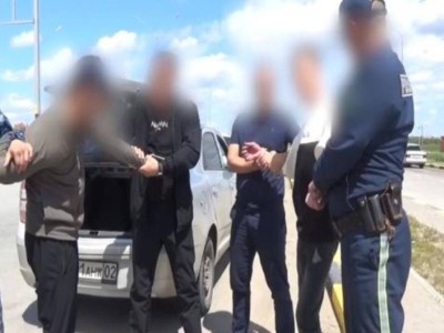
                    Наркокурьеров с крупной партией синтетики задержали в Астане
                