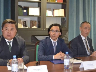 
                    Вопросы эффективного использования музейного фонда в сфере образования и науки обсудили в музее Абая
                