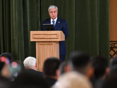 
                    Токаев: «Нам необходимо войти в числе ведущих, а не ведомых стран»
                