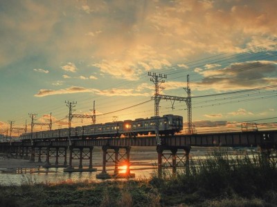 
                    На железной дороге в Алматы проводят профилактические мероприятия по снижению наездов на людей 
                