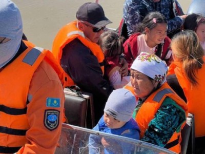 
                    Началась эвакуация жителей села Талдыколь в Атырауской области
                