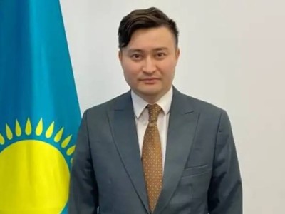 
                    Токаев назначил зампредседателя АСПР РК
                