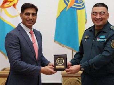 
                    Военные учебные заведения Казахстана посетила делегация Пакистана
                