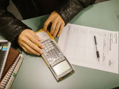 
                    Акмолинец тайно оформил миллионный кредит на знакомого с инвалидностью
                