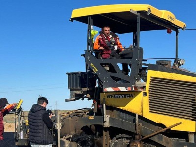
                    Участники международного автопробега посмотрели реконструкцию дороги «Атырау – Астрахань»
                