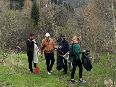 
                    В Алматы прошла экоакция «Чистые горы: собери мусор получи бесплатный обед»
                