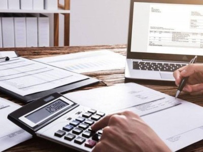 
                    Топ-5 вопросов-ответов по всеобщему декларированию
                