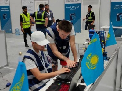 
                    Казахстанские студенты взяли золото на международном чемпионате в Абу-Даби
                