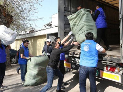 
                    Депутаты маслихата Алматы направили 20 тонн гуманитарной помощи в СКО
                