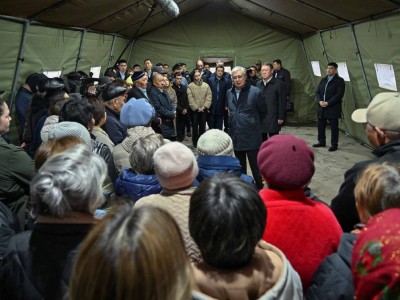 
                    Токаев введет жесткую экономию госсредств, чтобы дать их пострадавшим от паводка
                