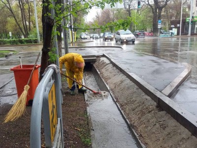 
                    Коммунальные службы Алматы работают в круглосуточном режиме
                