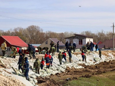 
                    Уральск готовится к пику паводков
                