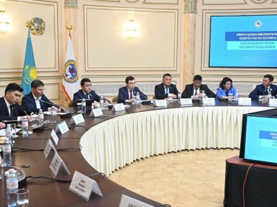 
                    В Алматы утверждены тарифы на сбор, транспортировку, сортировку и захоронение твердых бытовых отходов
                