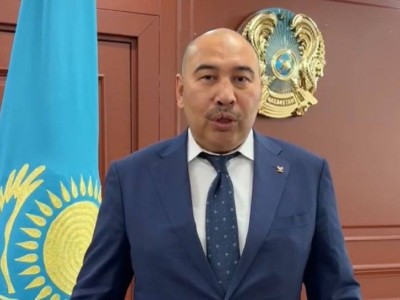 
                    «Пусть наш город процветает»: олимпийский чемпион по боксу Ермахан Ибраимов поддержал кампанию «Алматы - наш общий дом»
                
