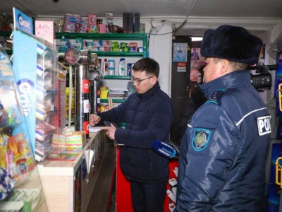 
                    Подпольные цеха по производству насвая выявлены в Астане
                