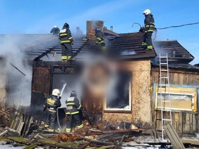 
                    Пять человек спасли из пожара в СКО
                