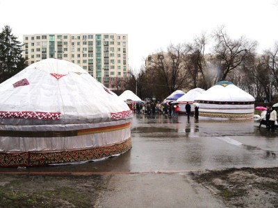 
                    Спортивные состязания и концерт – как отметили Наурыз в Ауэзовском районе
                