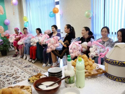 
                    Наурызнама: День семейных ценностей отпраздновали в алматинском роддоме
                