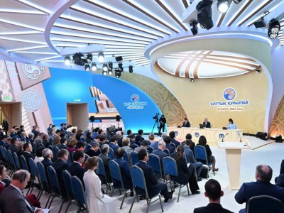 
                    Токаев: Нельзя постоянно смотреть назад, быть в плену различных исторических обид
                